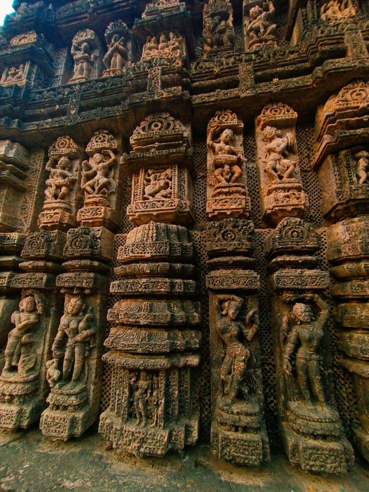 Konark Sun Temple photo 5